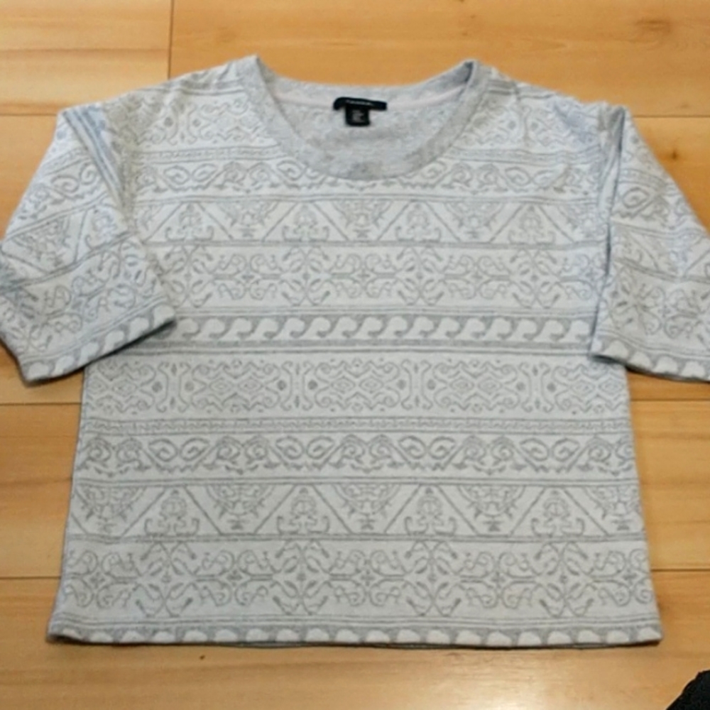 Tahari top